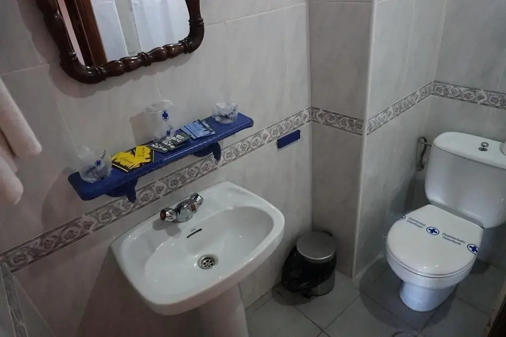 Hostal Alamare