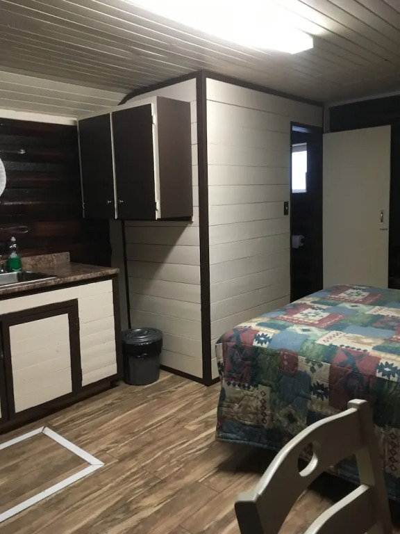 Riverside Cabins