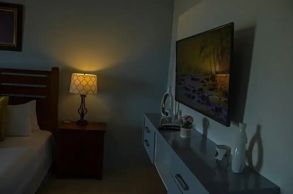 The Shallhome