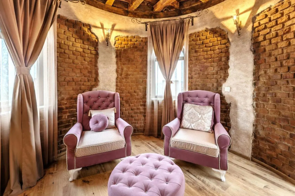 Royal Valentina Castle