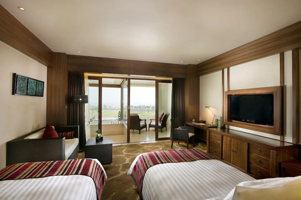 Toaytt hotel & resorts