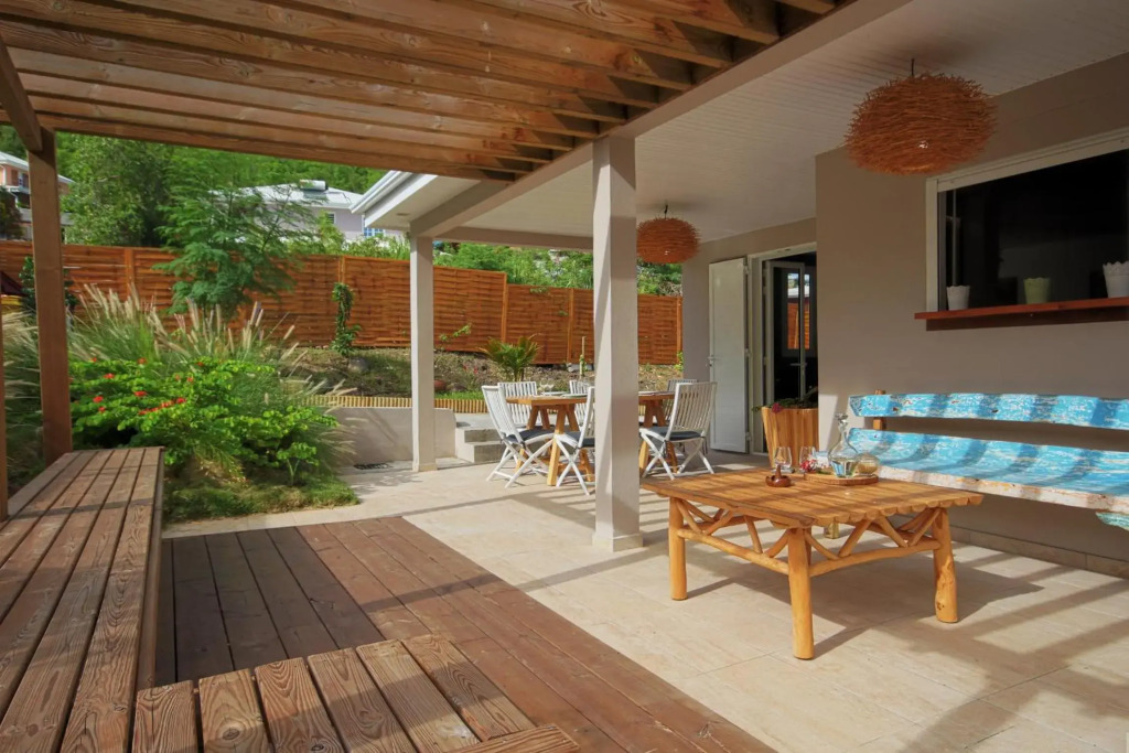 Belle villa avec Piscine - MQDI53