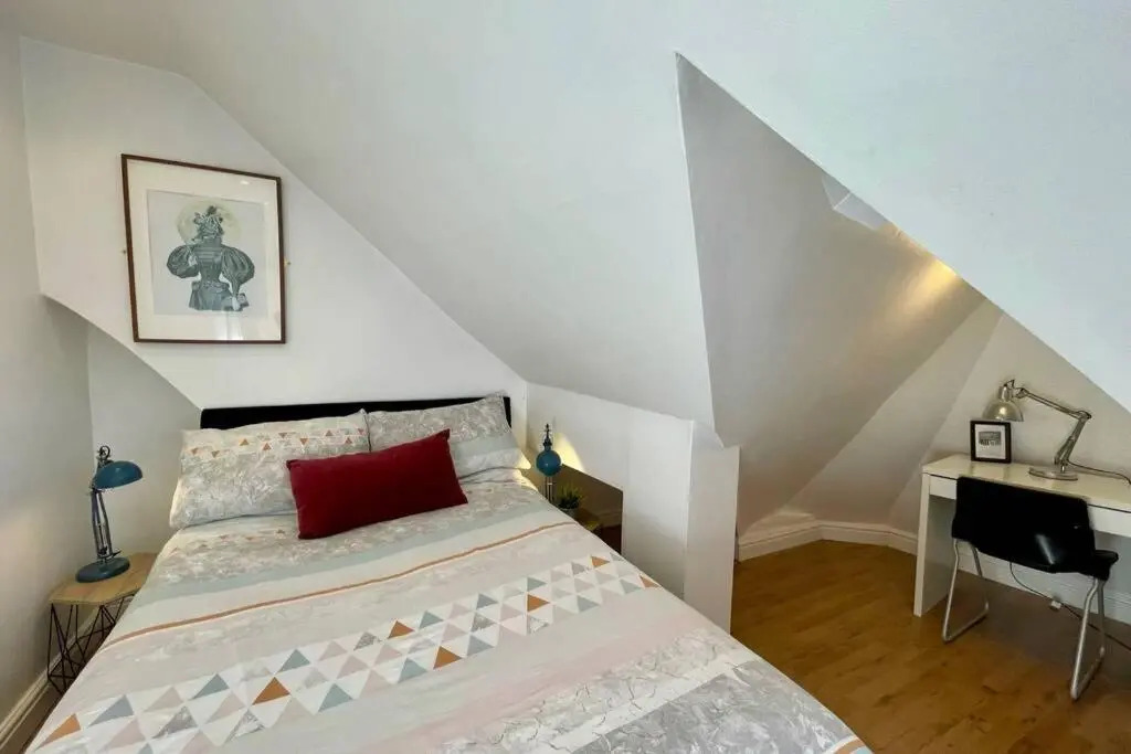 Group of 4 Apartments for up to 24 Guests
