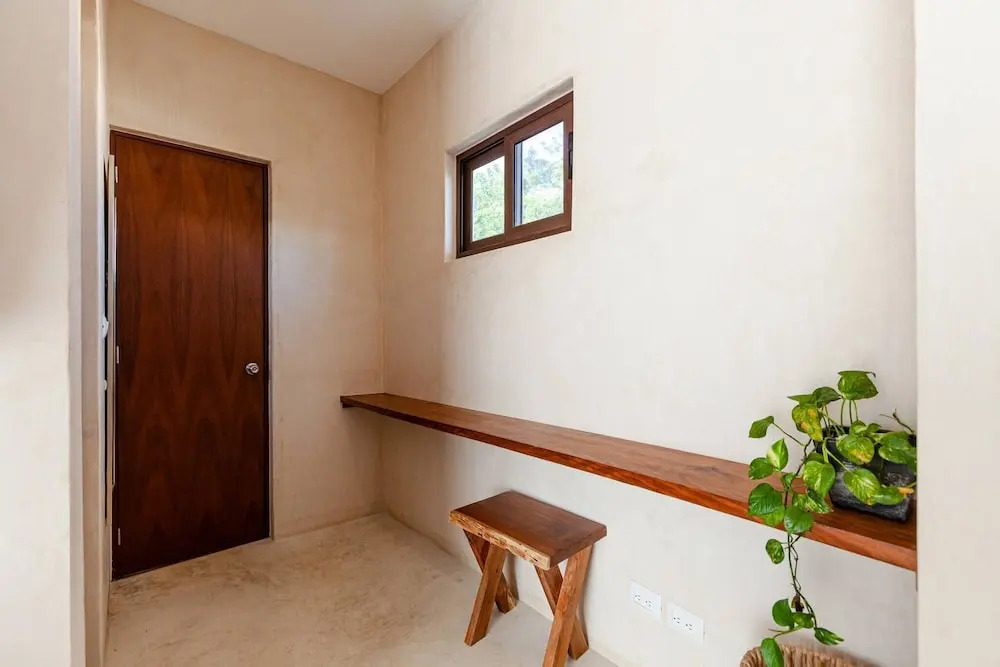 Minimalistic Coup De Coeur In Town - 2 Rooms Unit