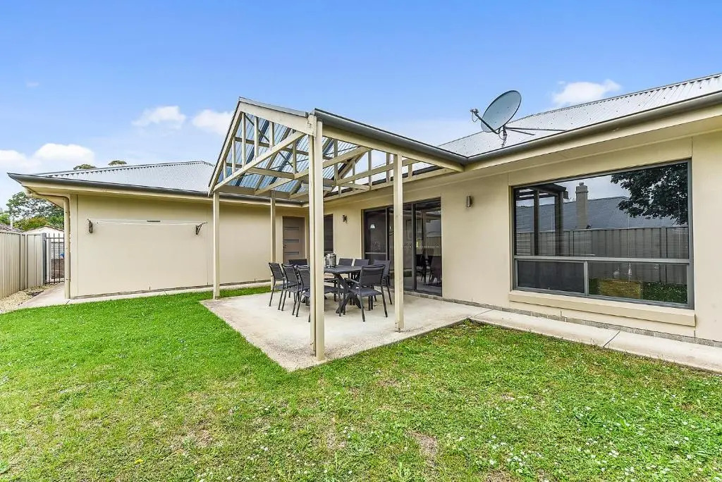 Accommodation On Lansell 1 being Unit 1 of 6 Lansell Street