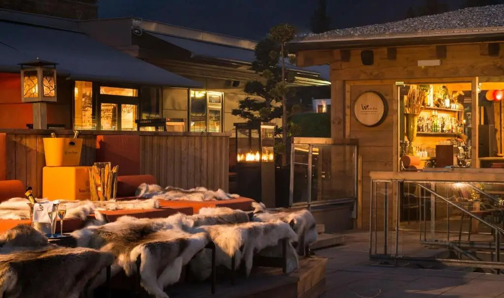 Family Friendly Chalet - Central with Beautiful Mountain Views