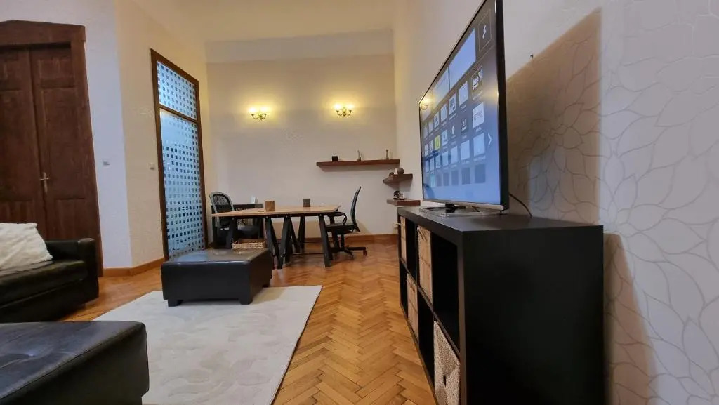 Neuhausz Suite - Ultracentral