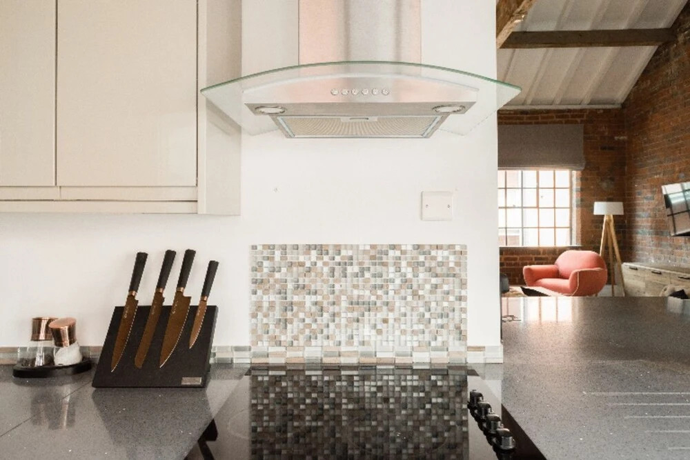 The Warehouse Loft - Trendy Converted Warehouse 3BDR