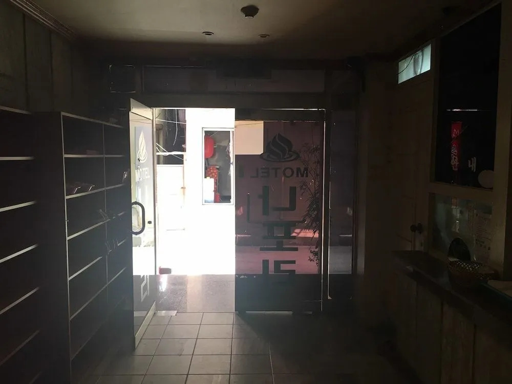Napoli Motel