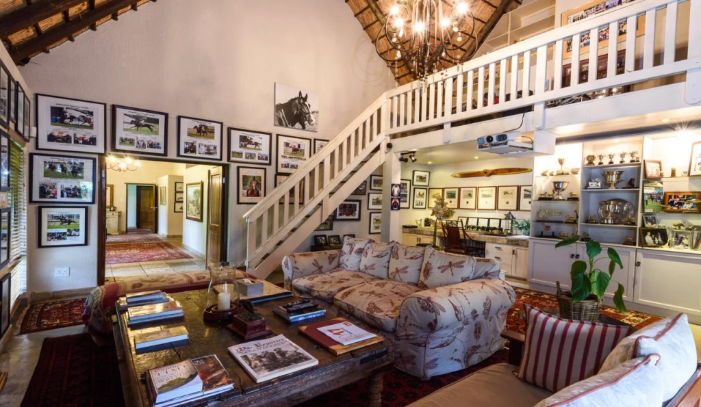 Khaya Ndlovu Safari Manor