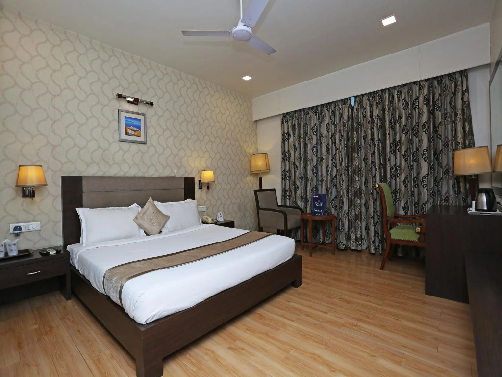 Hotel Aditya