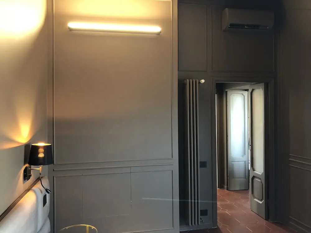Garibaldi Suites