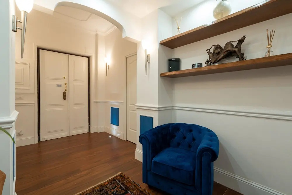 Capital Rooms
