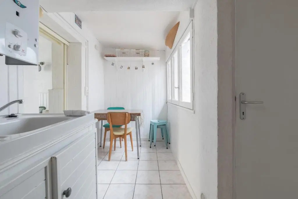 Charmante petite maison à 50m de la plage