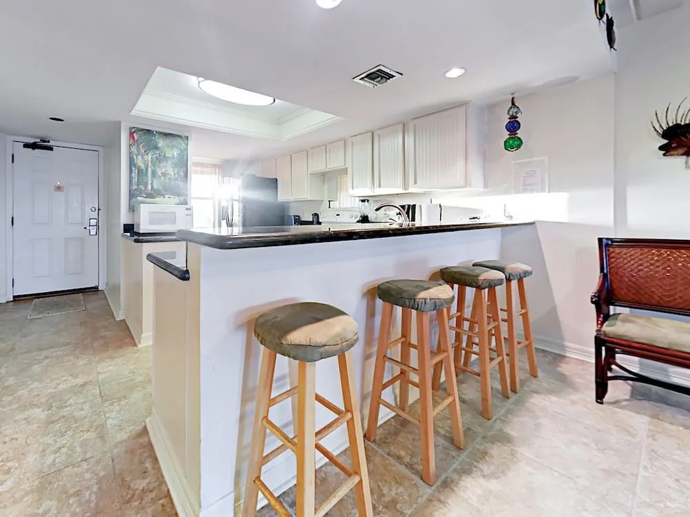 4400 Gulf Blvd Condo Unit 507