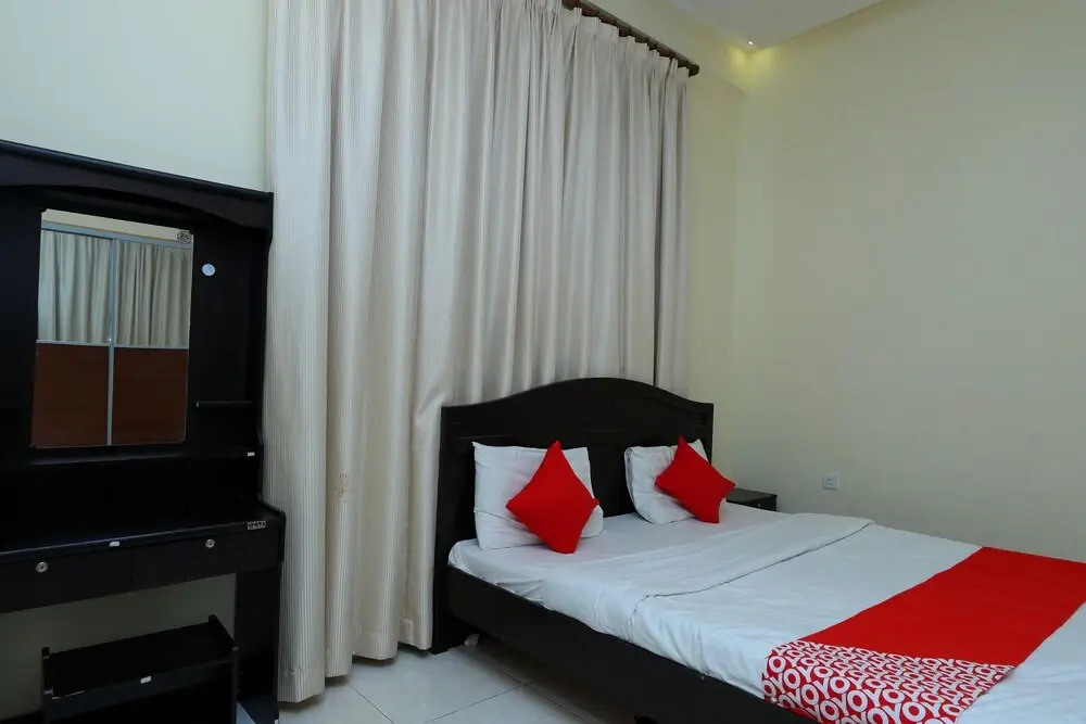 Grand Plaza Apartments by OYO Rooms