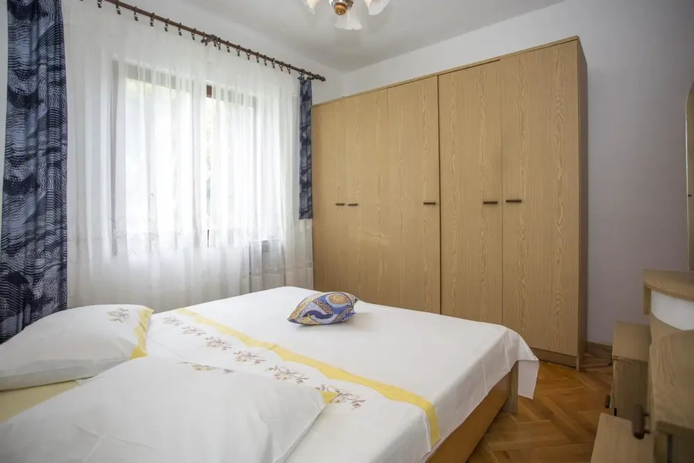Apartments Rina 179