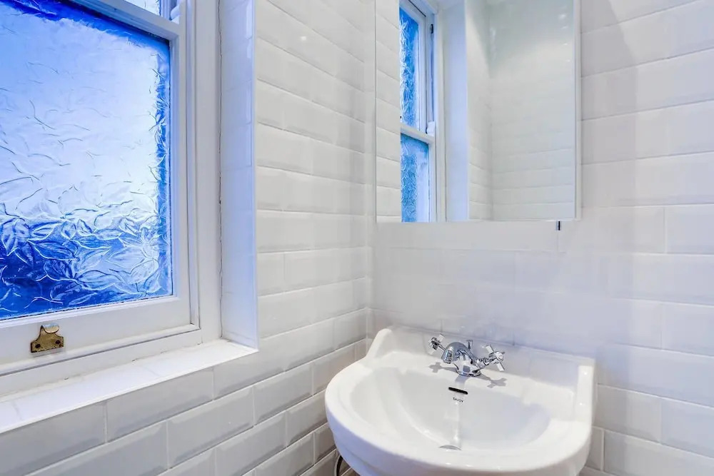 Fulham Large 1 bed Flat in Charming Building