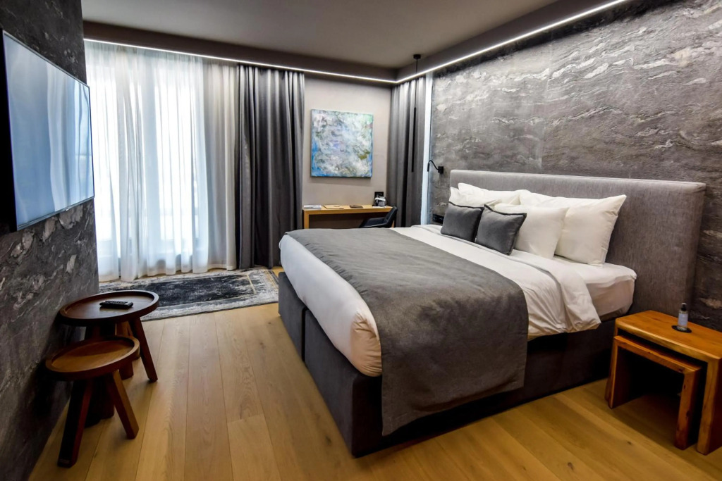 Qosmo Brasov Hotel