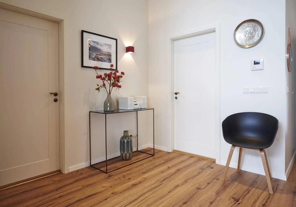 Opal Apartments