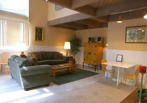 Telluride Lodge