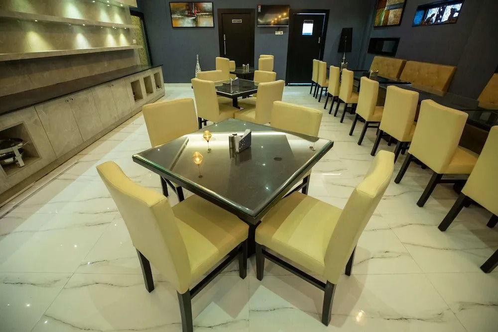 Grand Seasons -The Business Hotel