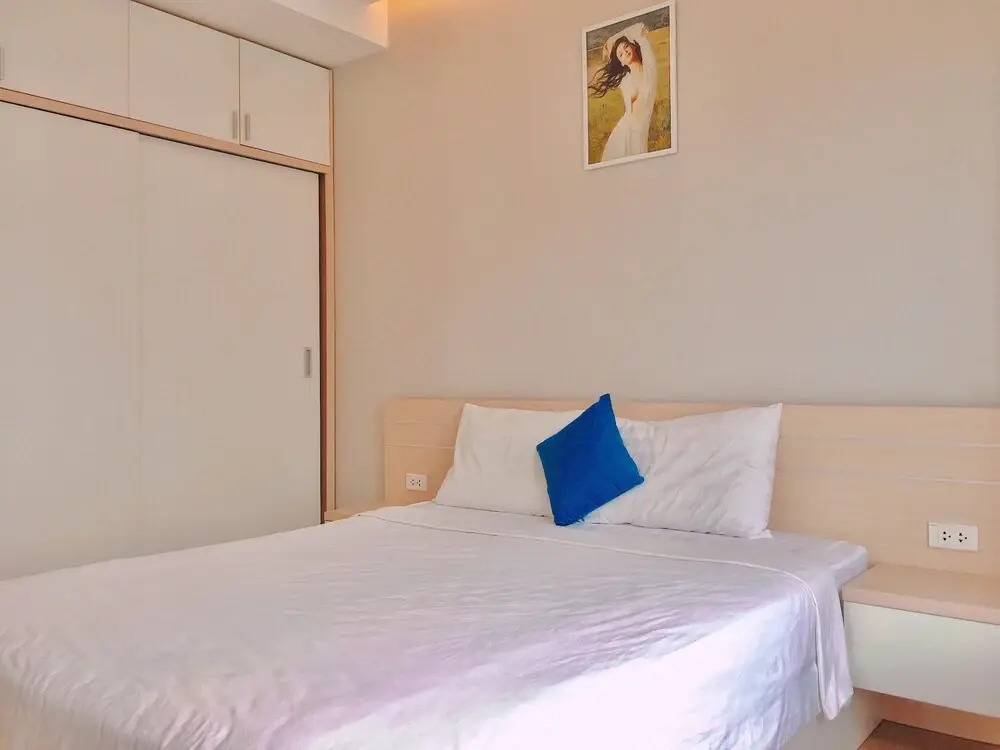 Modern Apartment in Scenic Valley Phu My Hung D7