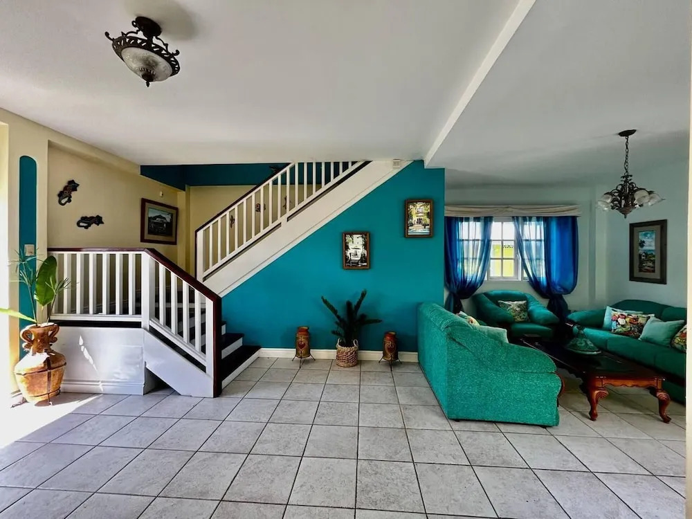 Luxury 5-Bed Villa in Tobago The Big Yellow House