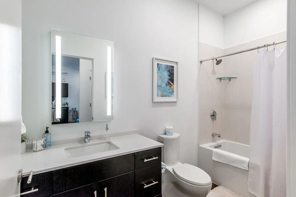 Illume Ultramodern Community Poolside Patio 1 Bedroom Condo