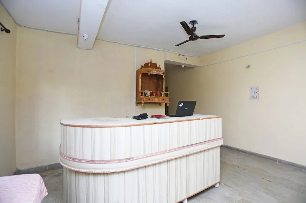OYO 19971 Hotel New Urvashi
