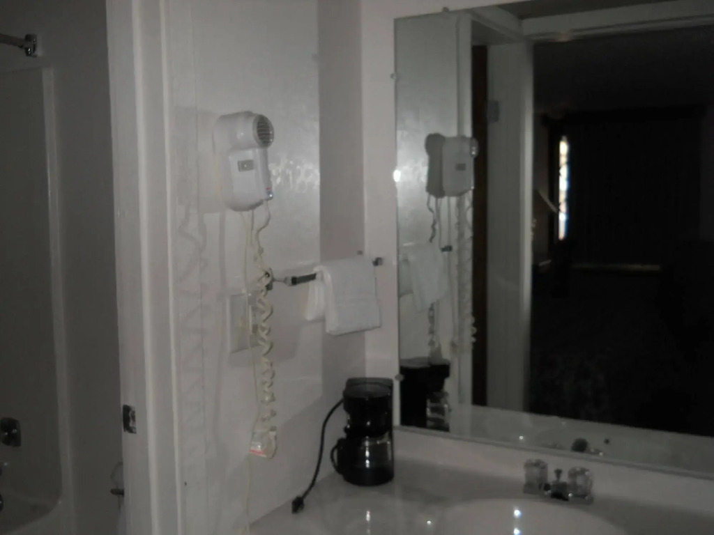 Value Inn Kenosha I-94 - Exit 344