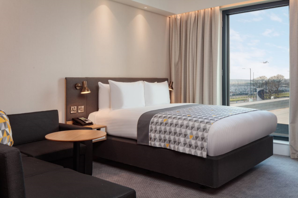 Holiday Inn Manchester Airport T2 by IHG