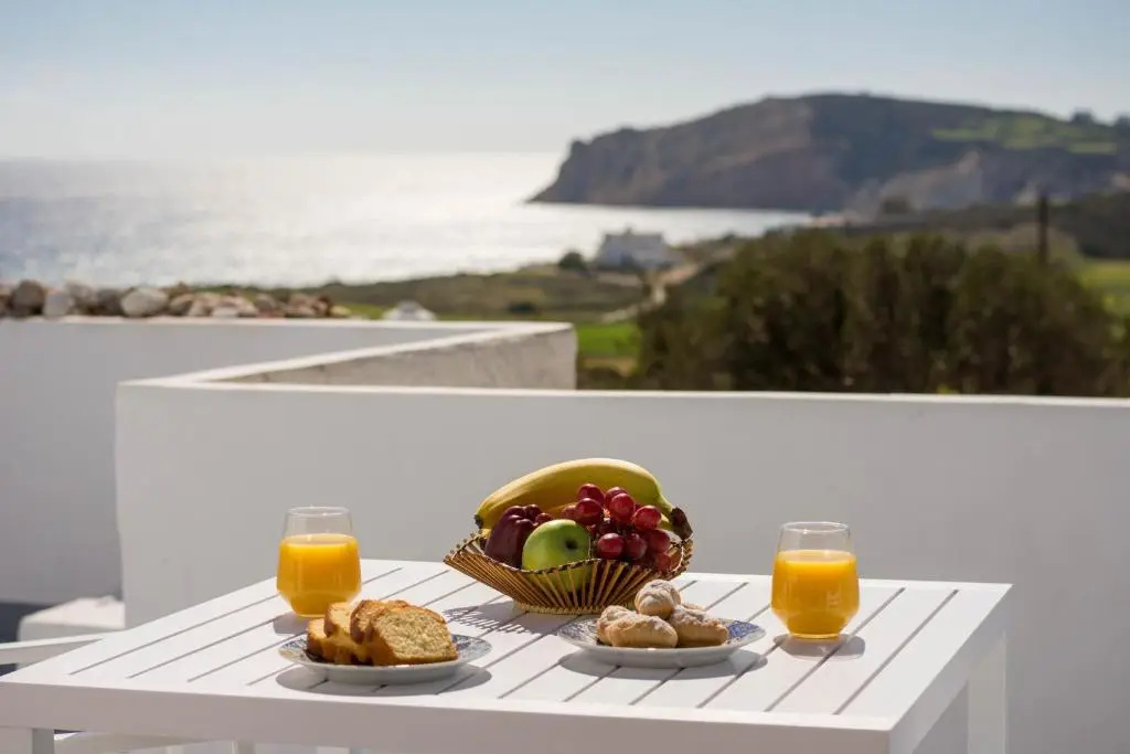 Sarantis Suites & Apartments