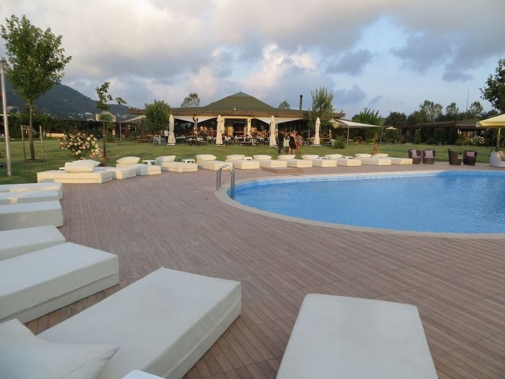 Riva's Club Hotel