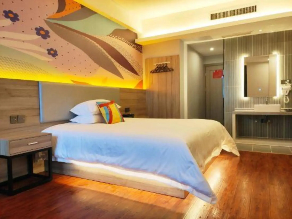 Pai Hotel (Changsha Youyi Road subway station store)
