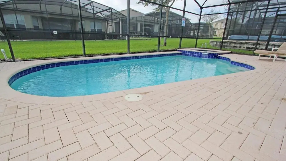 Villa 2653 Dinville Windsor Hills