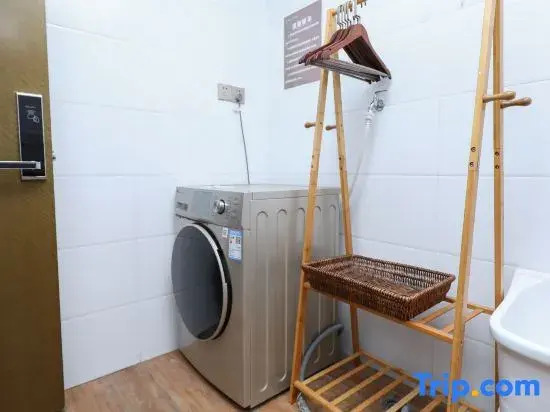 Qingmu Select Hotel (Changzhou Joyland Jiayuan Plaza)