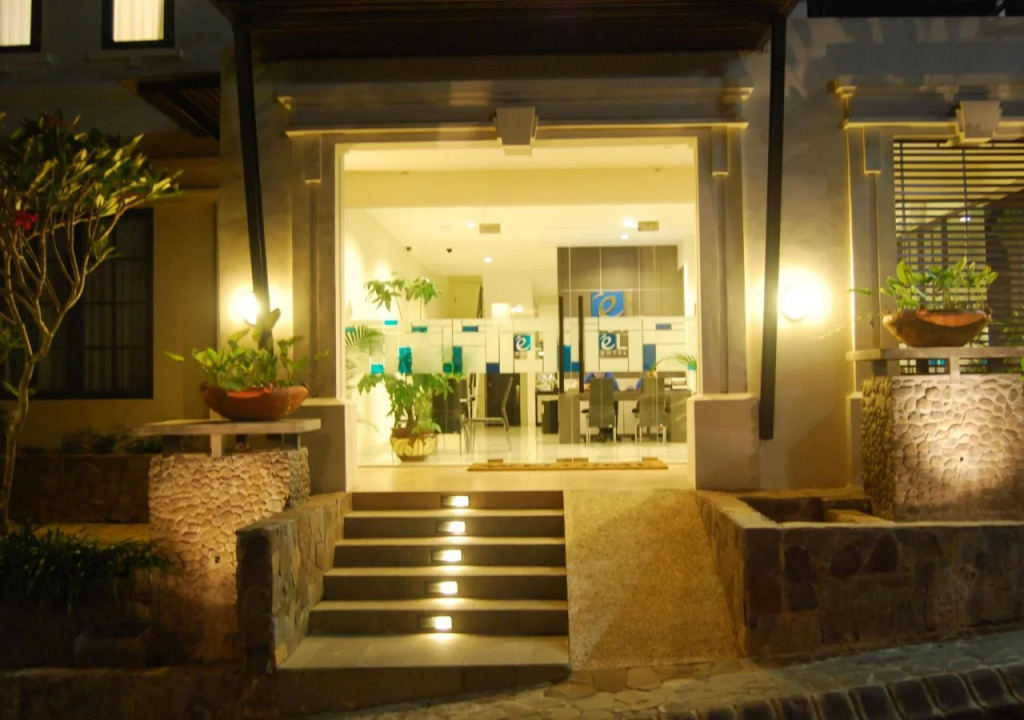 eL Hotel Malang