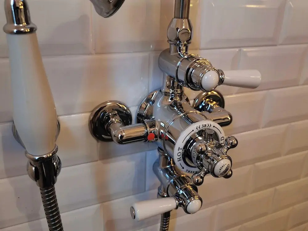 The Kraken Inn - Steampunk Boutique B&B in Bergamo