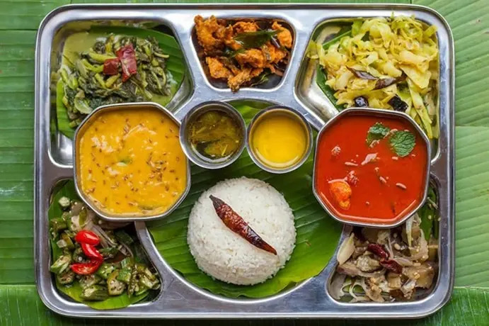 Goroomgo Hotel Good Luck Raipur