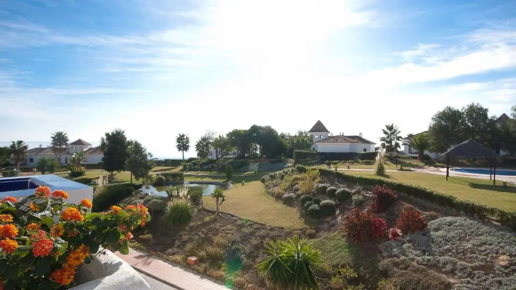 Duquesa Suites 328