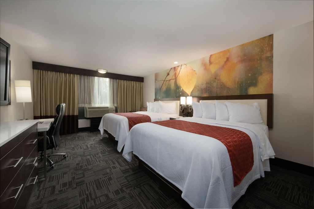 Holiday Inn Brookfield - Milwaukee by IHG