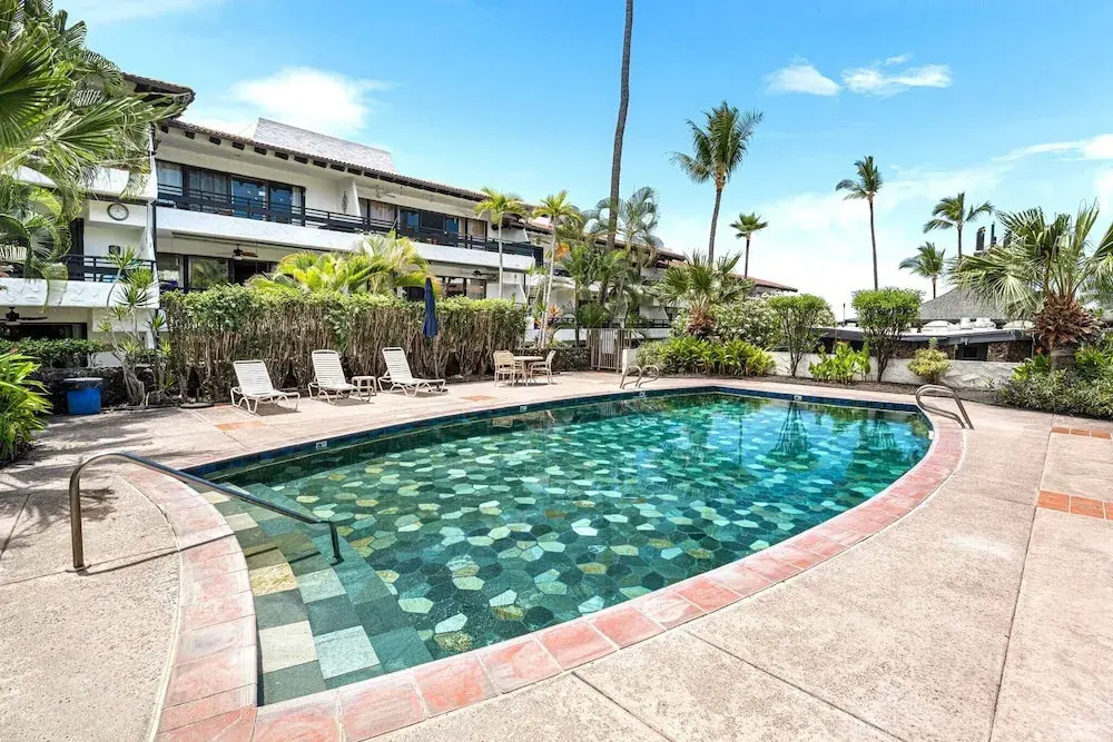 Saltwater Pool, Central AC & Sunset Vibes - Kona Living Done Right - Vrkcv