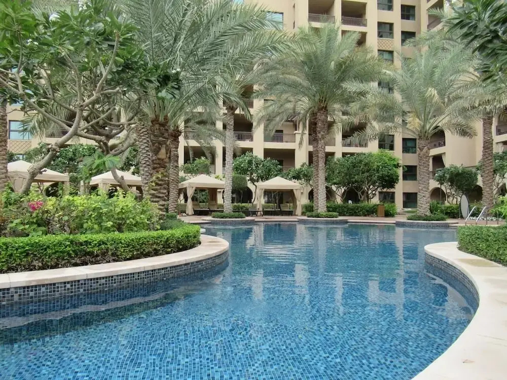 Luxury 2BR Apt Beach Club Full Sea View