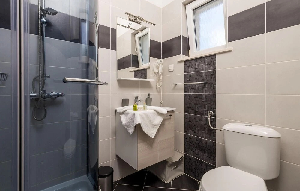Amazing Apartment in Opric With Outdoor Swimming Pool, Wifi and 1 Bedrooms