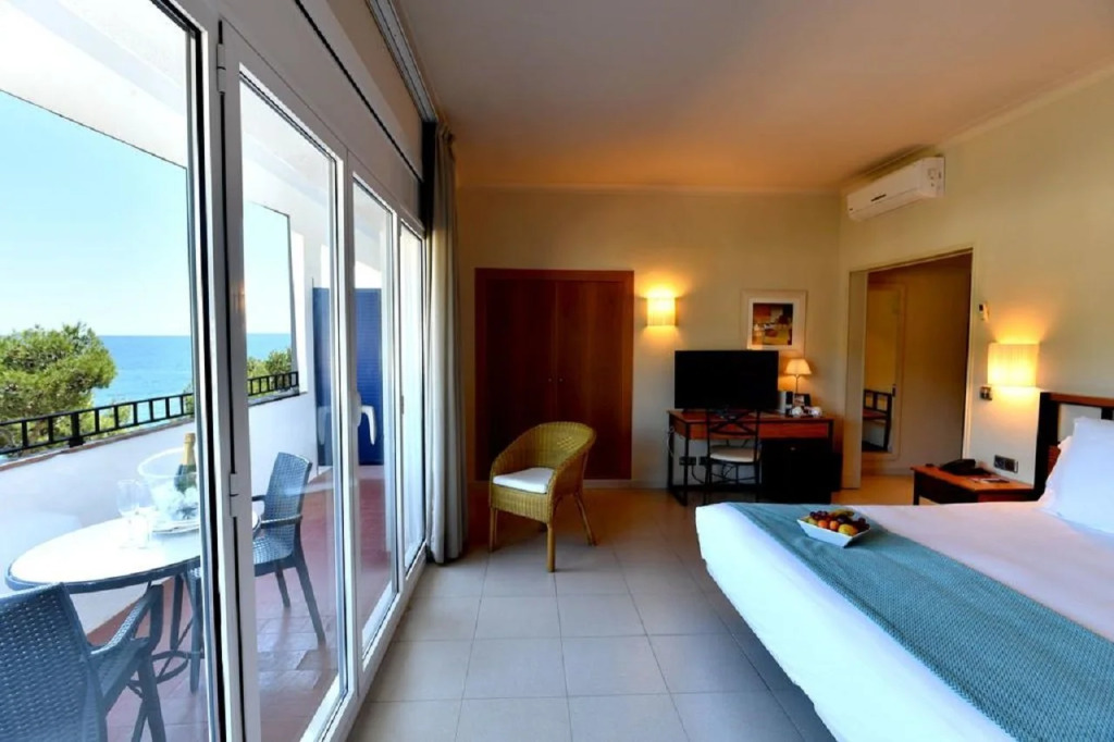 Hotel Hostalillo by Escampa Hotels