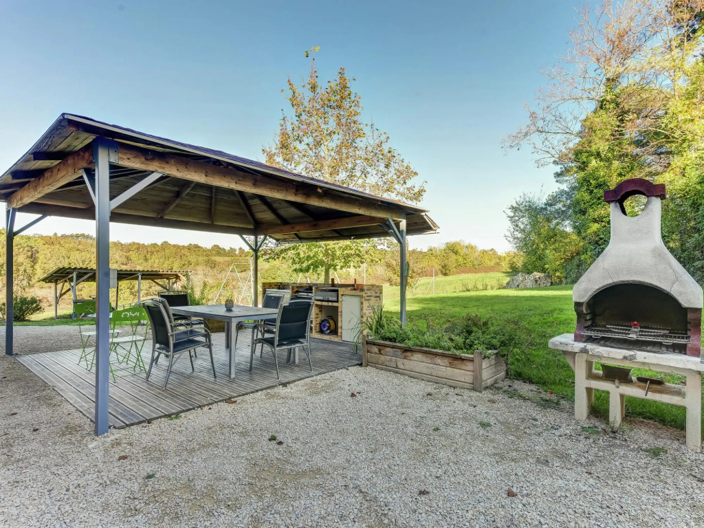 Lovely Holiday Home in Thedirac with Swimming Pool