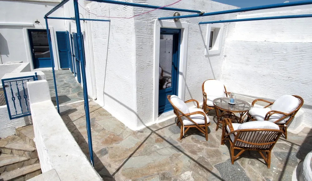 The Veranda of Gavrion - Premium Cycladic House