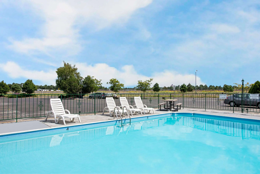 Ramada by Wyndham Flagstaff East