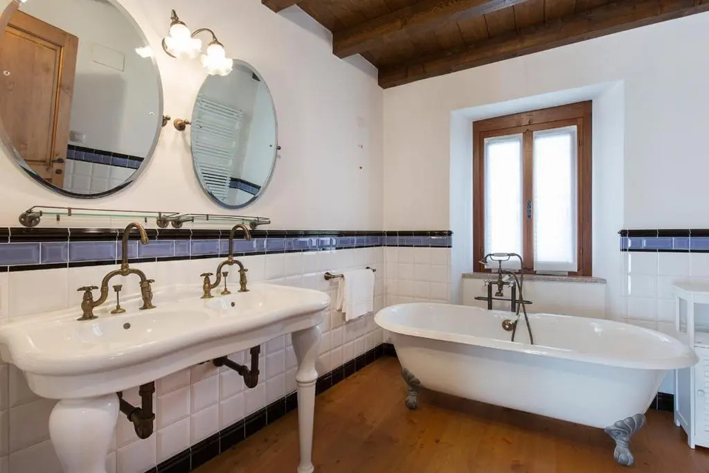 Villa Elisette by Impero House